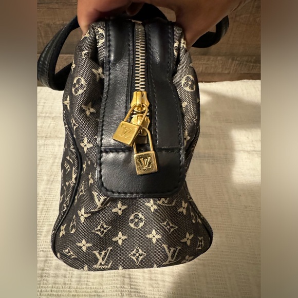 RARE - Louis Vuitton Mini Lin Josephine PM - Picture 8 of 16